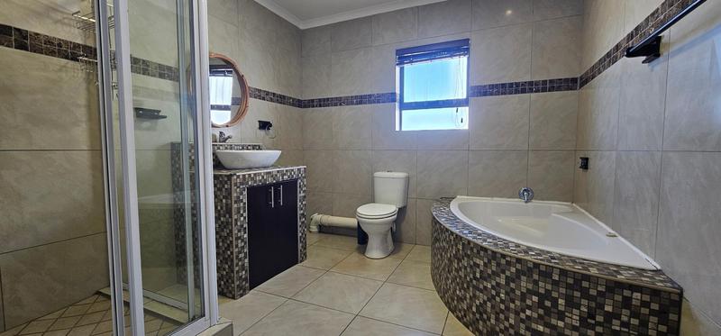 4 Bedroom Property for Sale in Calypso Beach Western Cape